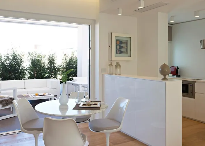 Dilman Luxury Bed & Breakfast