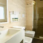 Dilman Luxury Bed & Breakfast