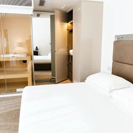 Dilman Luxury 4* Барі