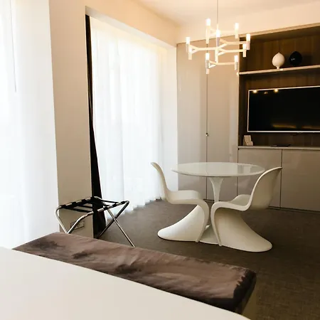 Dilman Luxury Couette-café