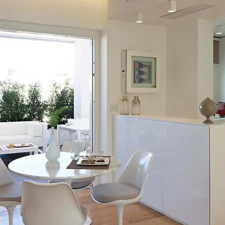 Dilman Luxury Couette-café