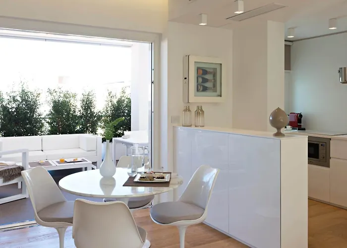 Dilman Luxury 4* Барі