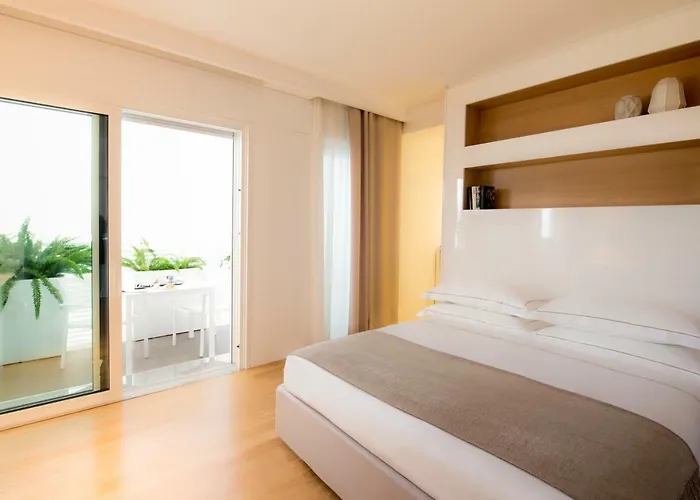 Dilman Luxury Bed & Breakfast